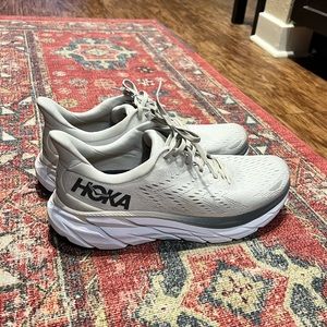 Hoka Clifton 8